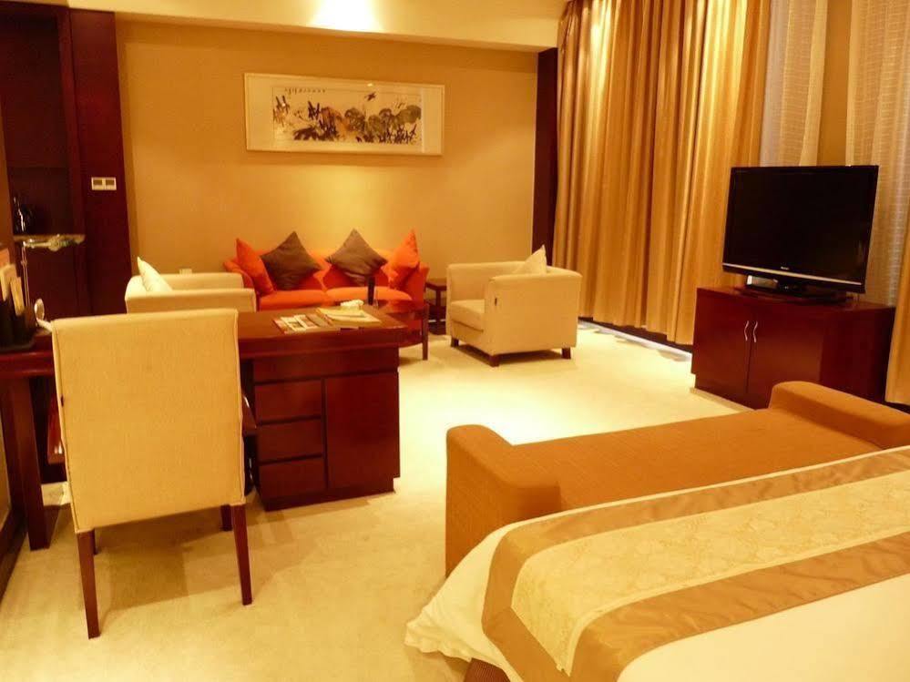 Tianrui Business Hotel تايي يونا المظهر الخارجي الصورة
